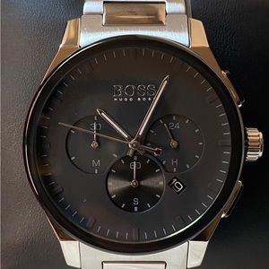 Hugo Boss Men’s Peak Chronograph Watch
Case Size: 44mm
MSRP: $598